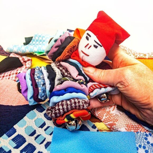 1970’s VTG Fabric Quilt Pieces & Handmade Doll - Picture 9 of 12